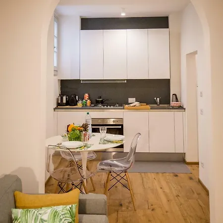 Acacia - Melograno Apartman *